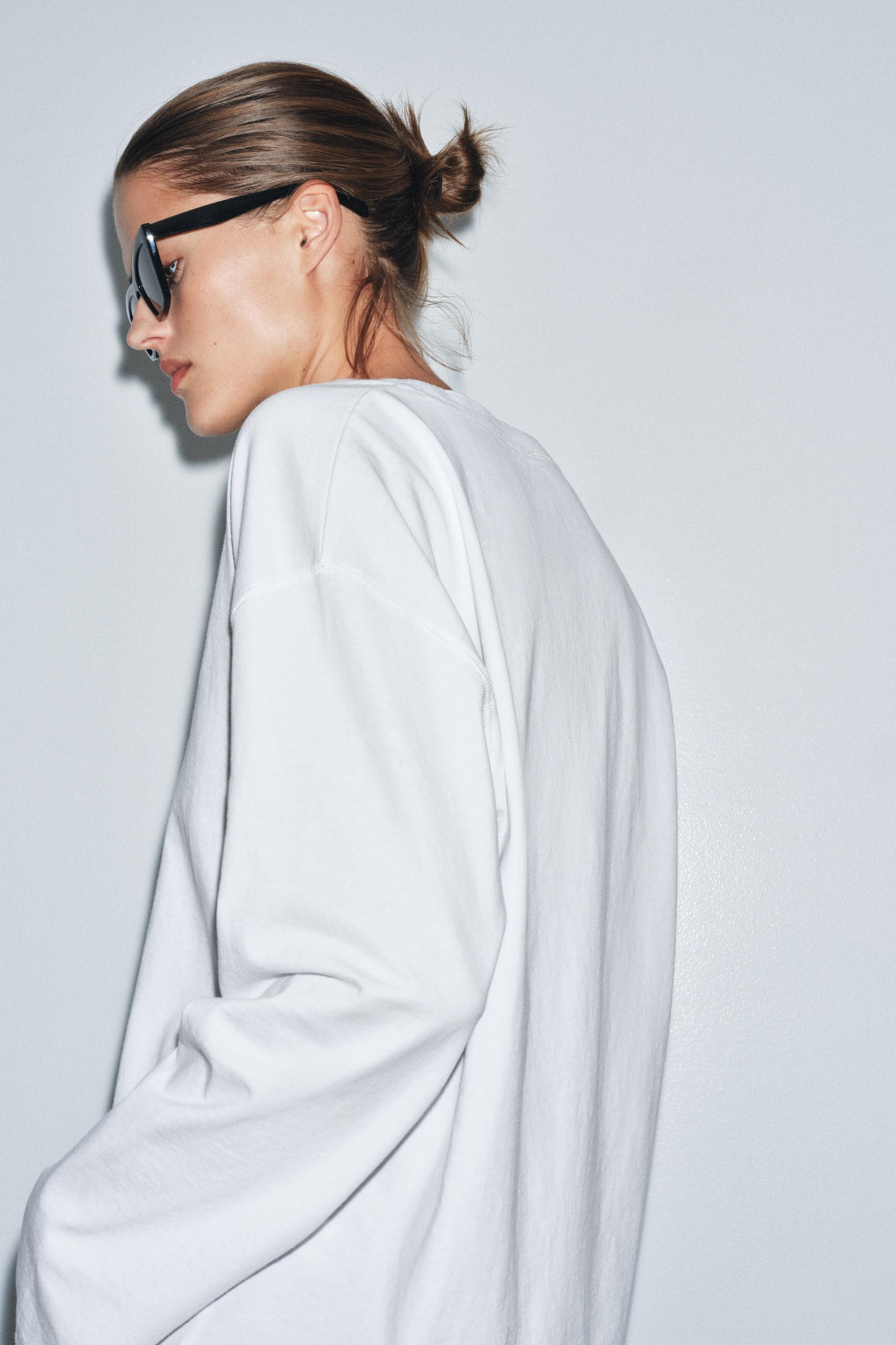 T-SHIRT RUSTIQUE COL EN V